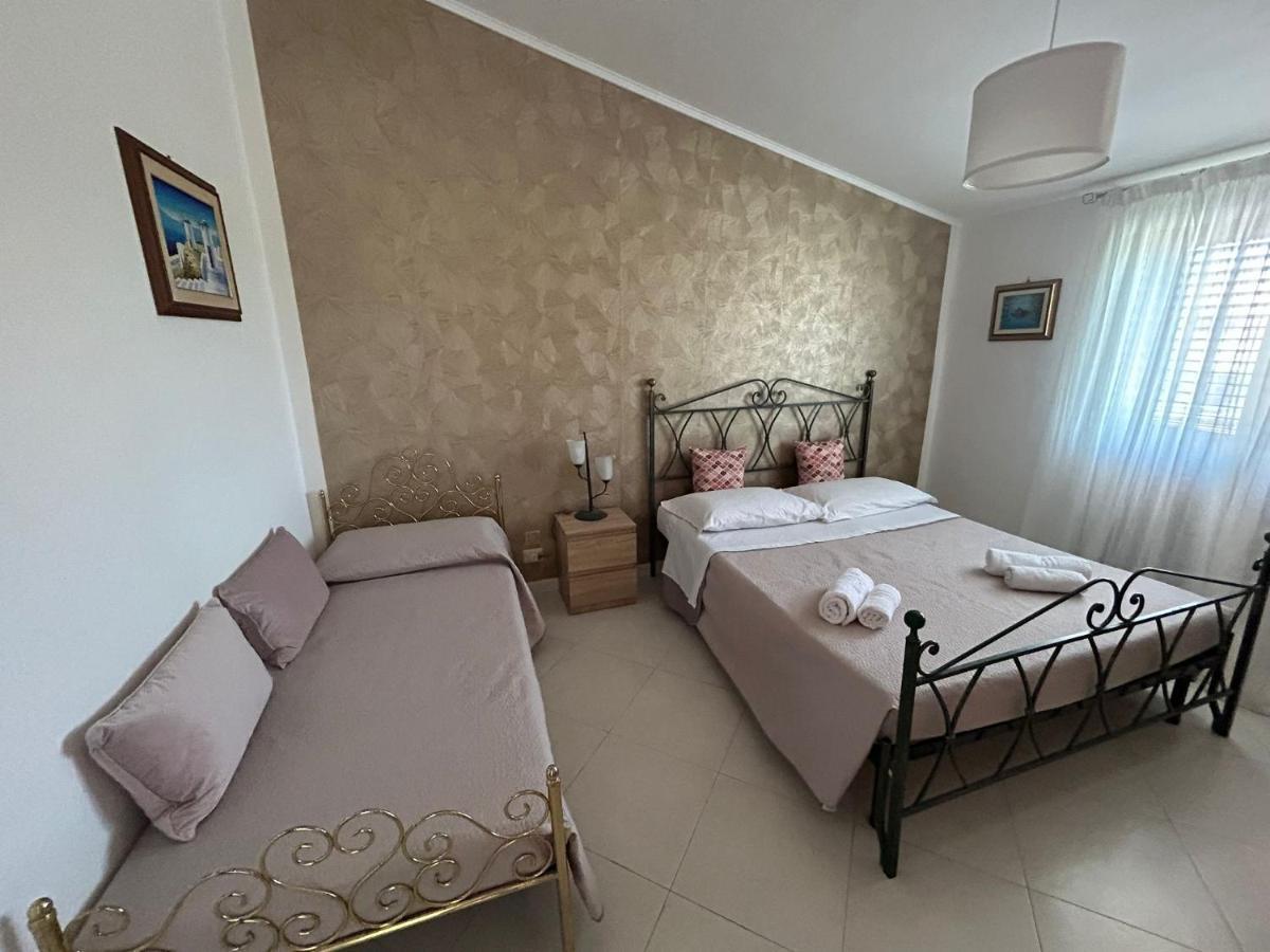 Nina Apartament Giardini Naxos Con Posto Auto Dış mekan fotoğraf