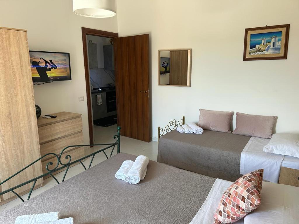 Nina Apartament Giardini Naxos Con Posto Auto Dış mekan fotoğraf
