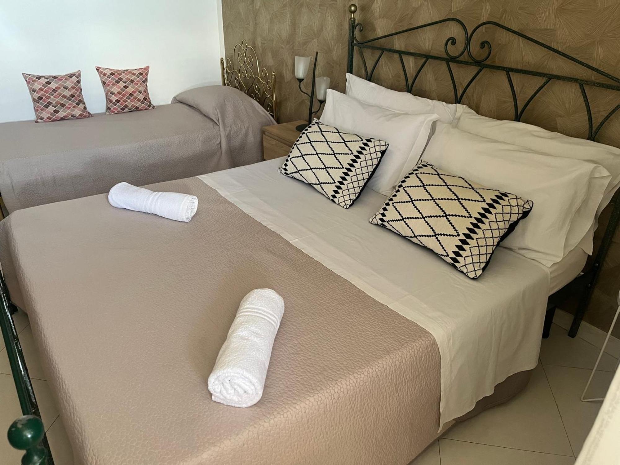 Nina Apartament Giardini Naxos Con Posto Auto Dış mekan fotoğraf